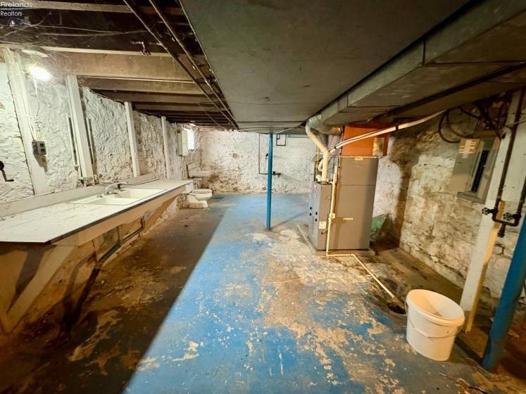 376 Perry Street, Tiffin, 44883, 2 Bedrooms Bedrooms, ,1 BathroomBathrooms,Residential,For Sale,Perry,20260358