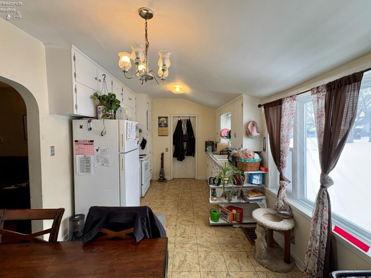 376 Perry Street, Tiffin, 44883, 2 Bedrooms Bedrooms, ,1 BathroomBathrooms,Residential,For Sale,Perry,20260358