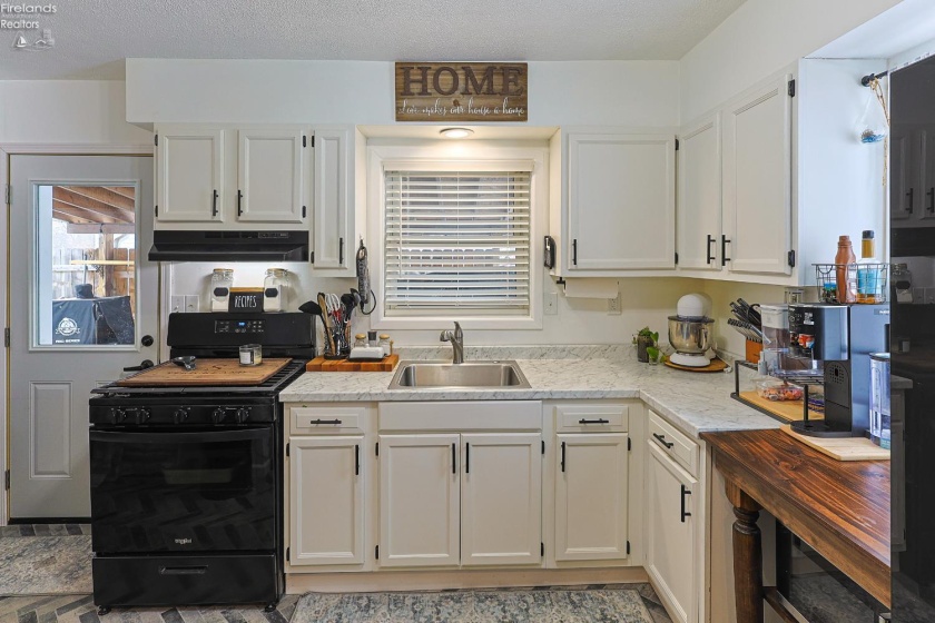 18 Homewood Avenue, Norwalk, 44857, 2 Bedrooms Bedrooms, ,1 BathroomBathrooms,Residential,For Sale,Homewood,20260352