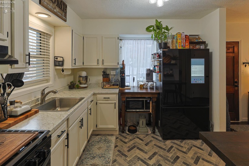 18 Homewood Avenue, Norwalk, 44857, 2 Bedrooms Bedrooms, ,1 BathroomBathrooms,Residential,For Sale,Homewood,20260352