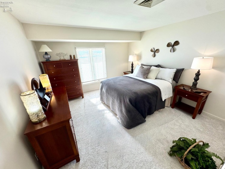 2598 Sun Valley, Port Clinton, 43452, 2 Bedrooms Bedrooms, ,2 BathroomsBathrooms,Residential,For Sale,Sun Valley,20260361