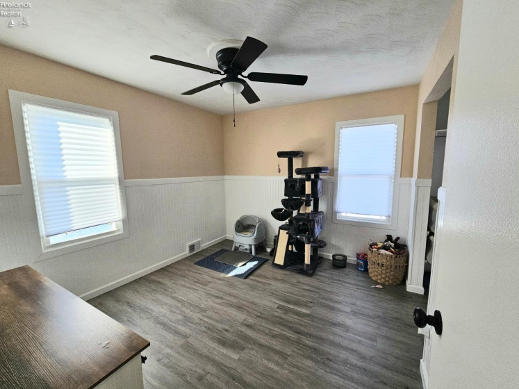 606 Fremont Road, Port Clinton, 43452, 2 Bedrooms Bedrooms, ,1 BathroomBathrooms,Residential,For Sale,Fremont,20260331