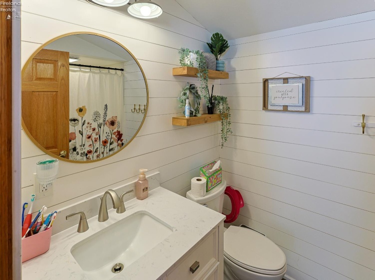 206 Wood Street, Bellevue, 44811, 3 Bedrooms Bedrooms, ,2 BathroomsBathrooms,Residential,For Sale,Wood,20260269