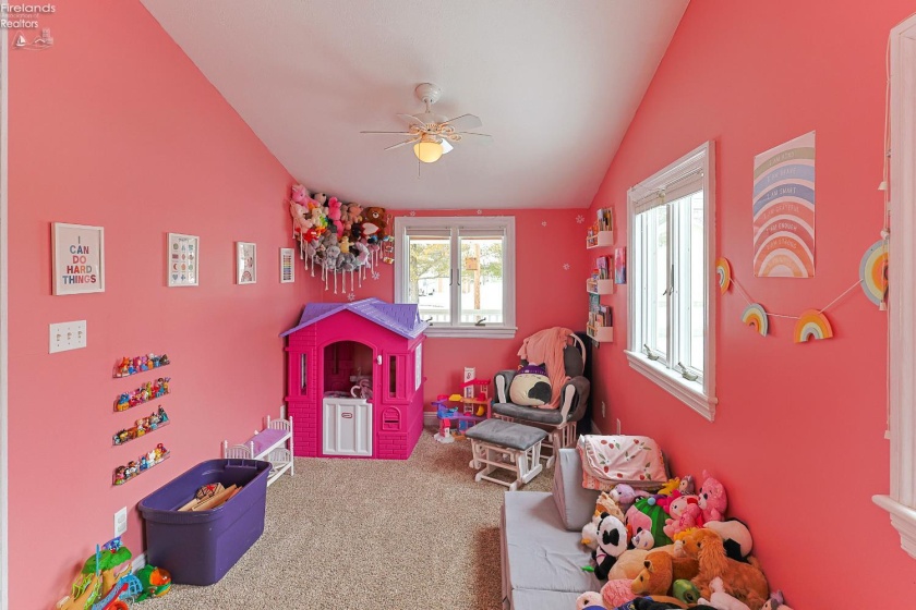 206 Wood Street, Bellevue, 44811, 3 Bedrooms Bedrooms, ,2 BathroomsBathrooms,Residential,For Sale,Wood,20260269