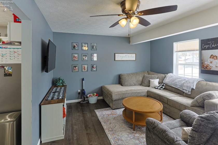 206 Wood Street, Bellevue, 44811, 3 Bedrooms Bedrooms, ,2 BathroomsBathrooms,Residential,For Sale,Wood,20260269