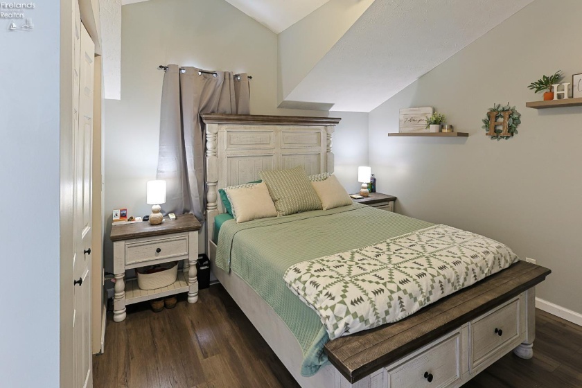 206 Wood Street, Bellevue, 44811, 3 Bedrooms Bedrooms, ,2 BathroomsBathrooms,Residential,For Sale,Wood,20260269