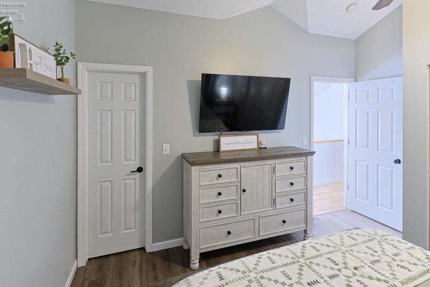 206 Wood Street, Bellevue, 44811, 3 Bedrooms Bedrooms, ,2 BathroomsBathrooms,Residential,For Sale,Wood,20260269