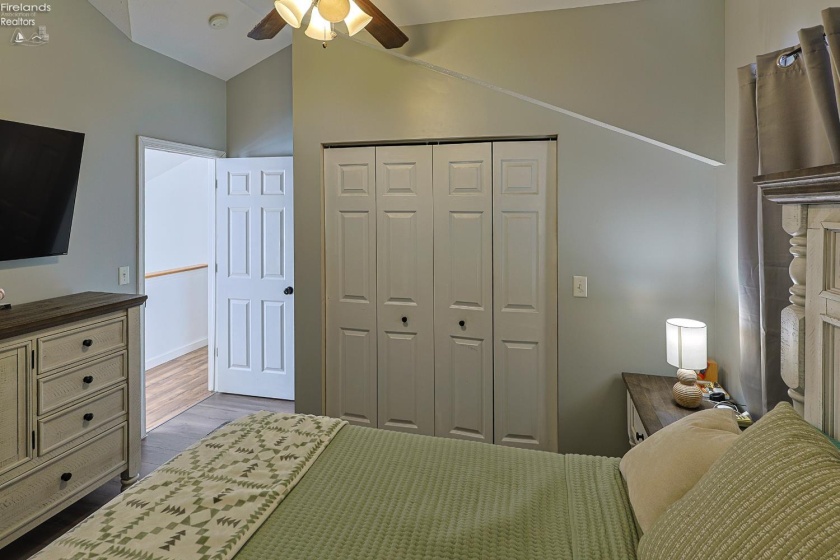 206 Wood Street, Bellevue, 44811, 3 Bedrooms Bedrooms, ,2 BathroomsBathrooms,Residential,For Sale,Wood,20260269