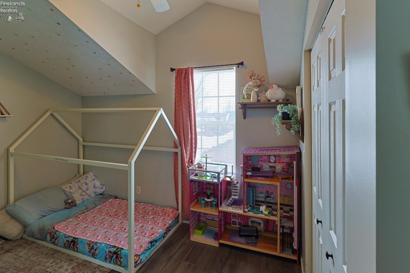 206 Wood Street, Bellevue, 44811, 3 Bedrooms Bedrooms, ,2 BathroomsBathrooms,Residential,For Sale,Wood,20260269