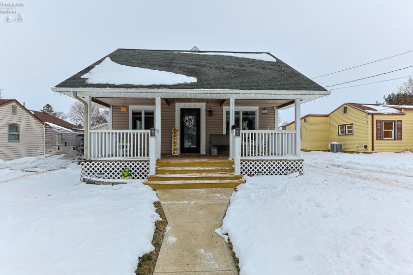 206 Wood Street, Bellevue, 44811, 3 Bedrooms Bedrooms, ,2 BathroomsBathrooms,Residential,For Sale,Wood,20260269