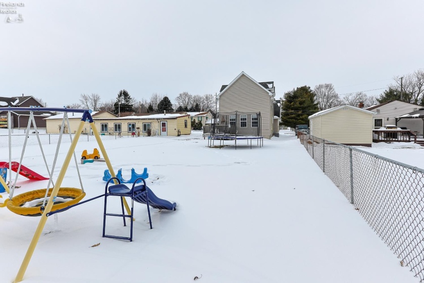 206 Wood Street, Bellevue, 44811, 3 Bedrooms Bedrooms, ,2 BathroomsBathrooms,Residential,For Sale,Wood,20260269