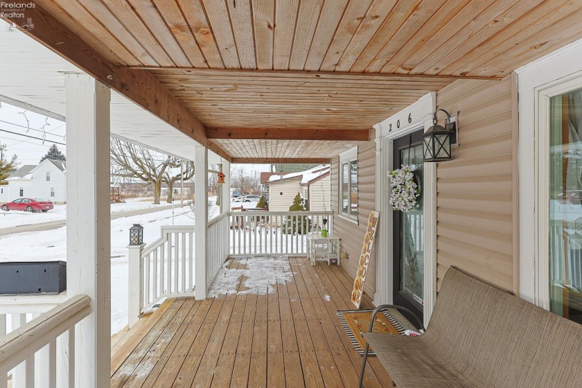 206 Wood Street, Bellevue, 44811, 3 Bedrooms Bedrooms, ,2 BathroomsBathrooms,Residential,For Sale,Wood,20260269