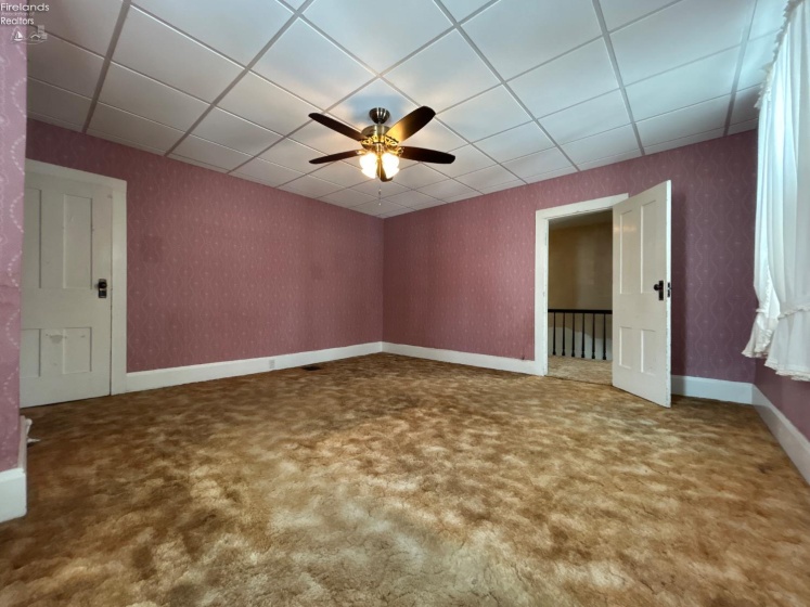 102 Center, Milan, 44846, 4 Bedrooms Bedrooms, ,2 BathroomsBathrooms,Residential,For Sale,Center,20260364