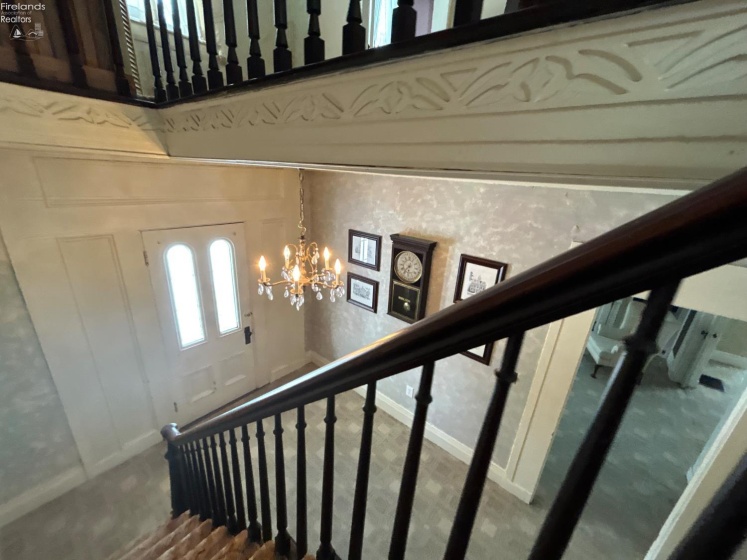 102 Center, Milan, 44846, 4 Bedrooms Bedrooms, ,2 BathroomsBathrooms,Residential,For Sale,Center,20260364