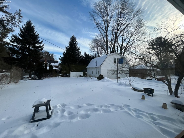 102 Center, Milan, 44846, 4 Bedrooms Bedrooms, ,2 BathroomsBathrooms,Residential,For Sale,Center,20260364