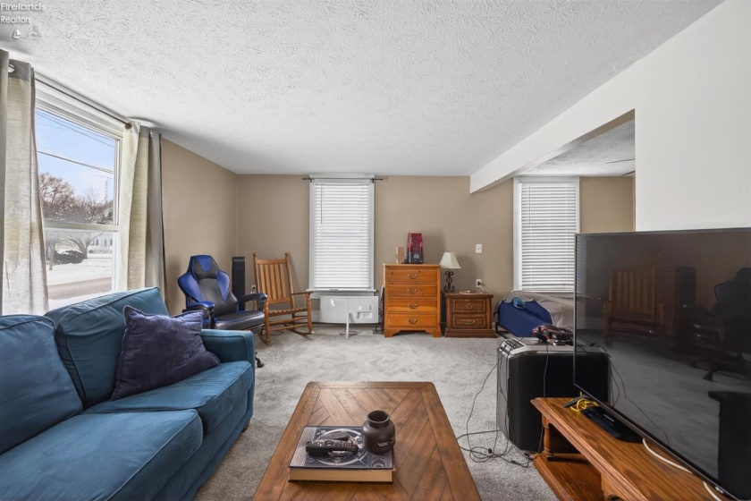 432 High Street, Bellevue, 44811, 3 Bedrooms Bedrooms, ,2 BathroomsBathrooms,Residential,For Sale,High,20260351