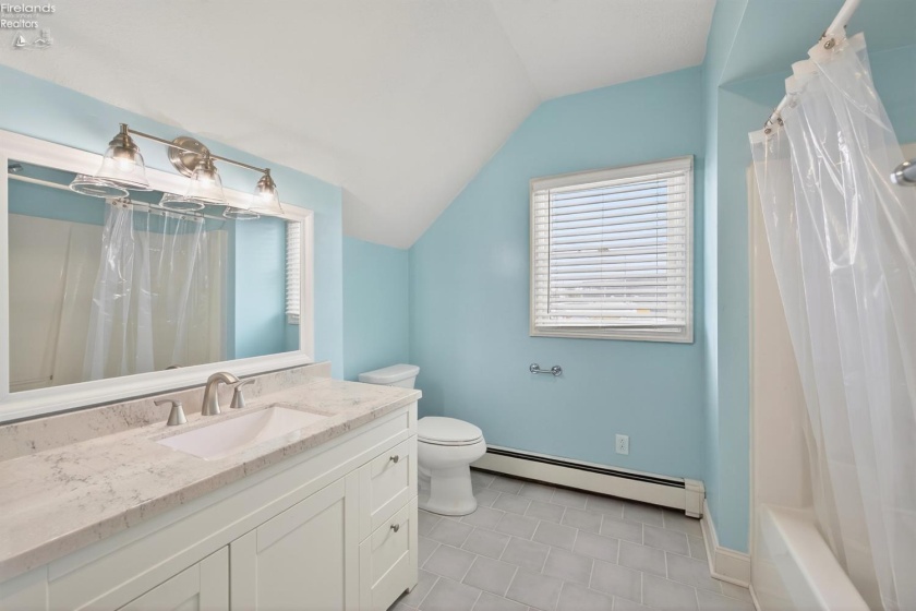 432 High Street, Bellevue, 44811, 3 Bedrooms Bedrooms, ,2 BathroomsBathrooms,Residential,For Sale,High,20260351