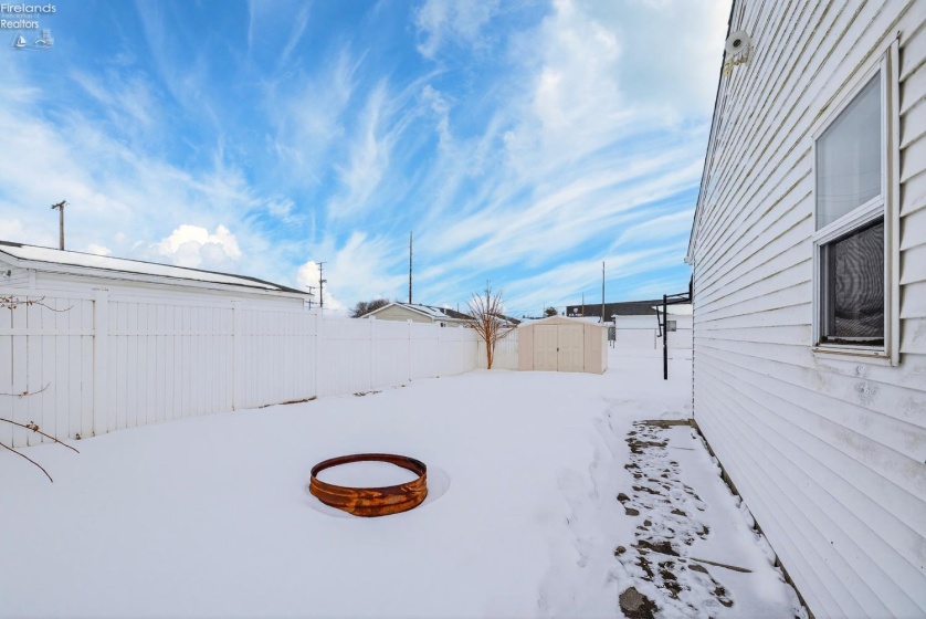 432 High Street, Bellevue, 44811, 3 Bedrooms Bedrooms, ,2 BathroomsBathrooms,Residential,For Sale,High,20260351