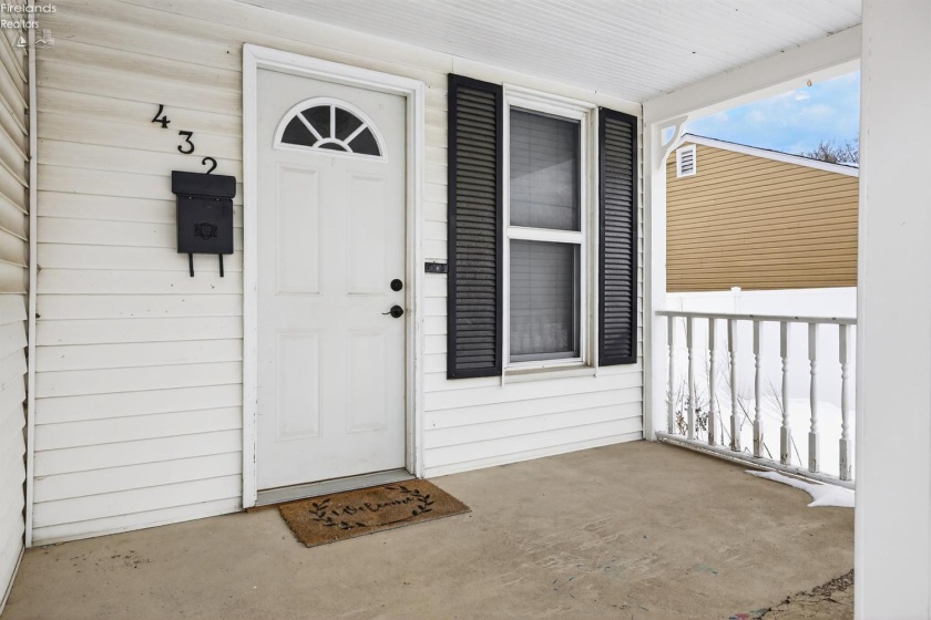 432 High Street, Bellevue, 44811, 3 Bedrooms Bedrooms, ,2 BathroomsBathrooms,Residential,For Sale,High,20260351