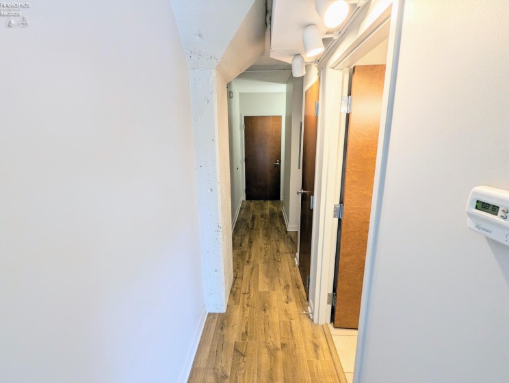 401 SHORELINE Drive, Sandusky, 44870, 1 Bedroom Bedrooms, ,2 BathroomsBathrooms,Residential,For Sale,SHORELINE,20260376