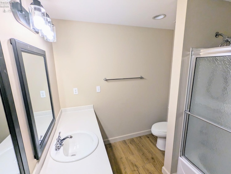 401 SHORELINE Drive, Sandusky, 44870, 1 Bedroom Bedrooms, ,2 BathroomsBathrooms,Residential,For Sale,SHORELINE,20260376