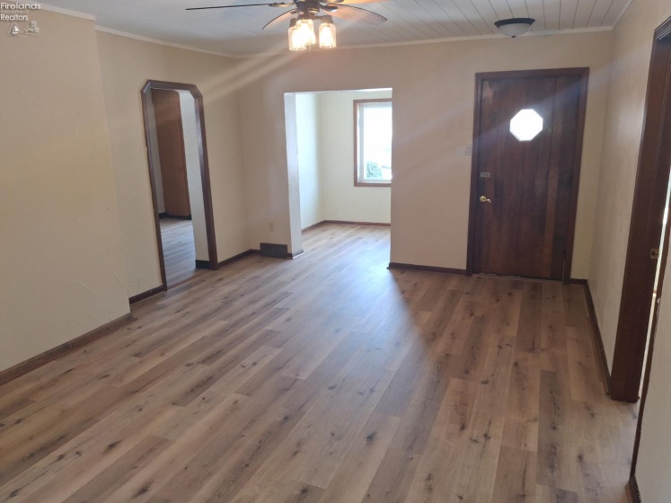 19 Townsend Street, Greenwich, 44837, 3 Bedrooms Bedrooms, ,1 BathroomBathrooms,Residential,For Sale,Townsend,20260388