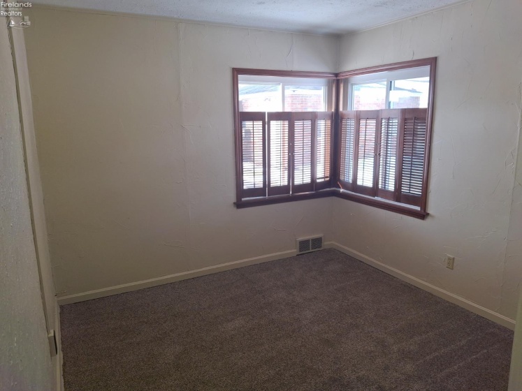 19 Townsend Street, Greenwich, 44837, 3 Bedrooms Bedrooms, ,1 BathroomBathrooms,Residential,For Sale,Townsend,20260388