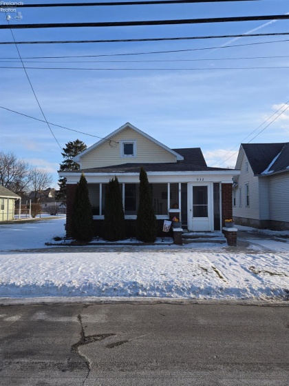 932 Madison Street, Sandusky, 44870, 3 Bedrooms Bedrooms, ,1 BathroomBathrooms,Residential,For Sale,Madison,20260257