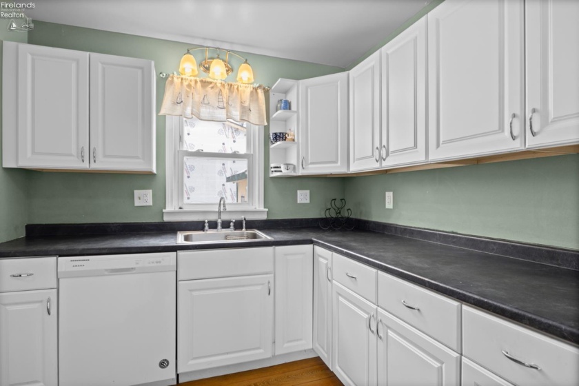 201 Dayton Avenue, Huron, 44839, 3 Bedrooms Bedrooms, ,2 BathroomsBathrooms,Residential,For Sale,Dayton,20260304