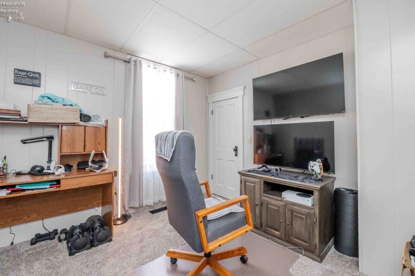 708 Rawson Avenue, Fremont, 43420, 3 Bedrooms Bedrooms, ,1 BathroomBathrooms,Residential,For Sale,Rawson,20260405