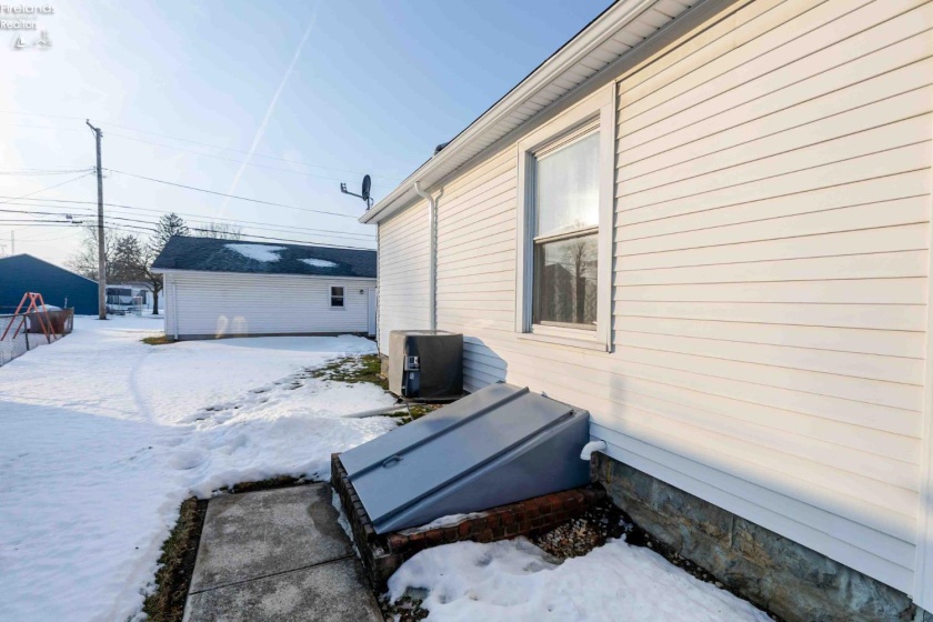 708 Rawson Avenue, Fremont, 43420, 3 Bedrooms Bedrooms, ,1 BathroomBathrooms,Residential,For Sale,Rawson,20260405