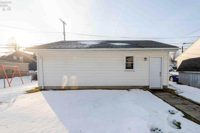 708 Rawson Avenue, Fremont, 43420, 3 Bedrooms Bedrooms, ,1 BathroomBathrooms,Residential,For Sale,Rawson,20260405