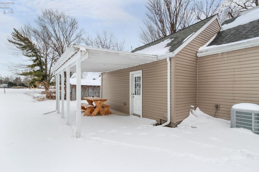 719 Everett Road, Fremont, 43420, 3 Bedrooms Bedrooms, ,3 BathroomsBathrooms,Residential,For Sale,Everett,20260286