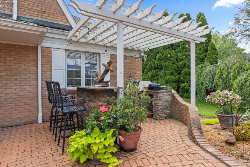 1711 Willow Drive, Sandusky, 44870, 4 Bedrooms Bedrooms, ,5 BathroomsBathrooms,Residential,For Sale,Willow,20260409