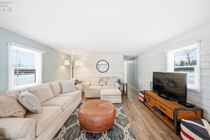 3800 Lakeshore Drive, Port Clinton, 43452, 3 Bedrooms Bedrooms, ,1 BathroomBathrooms,Residential,For Sale,Lakeshore,20260290