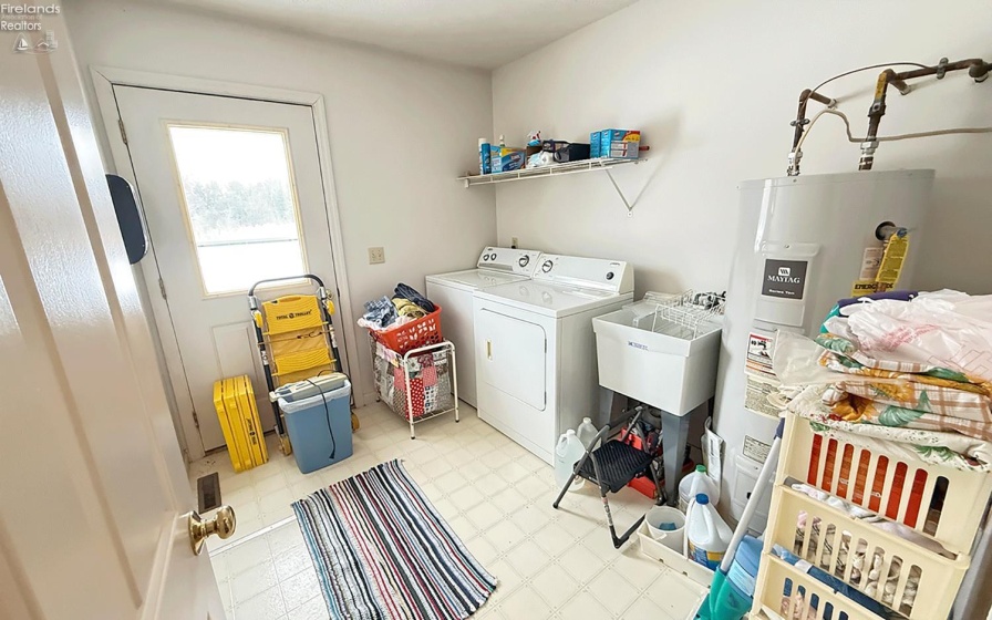 410 Sweetvalley, Kelleys Island, 43438, 2 Bedrooms Bedrooms, ,1 BathroomBathrooms,Residential,For Sale,Sweetvalley,20260410