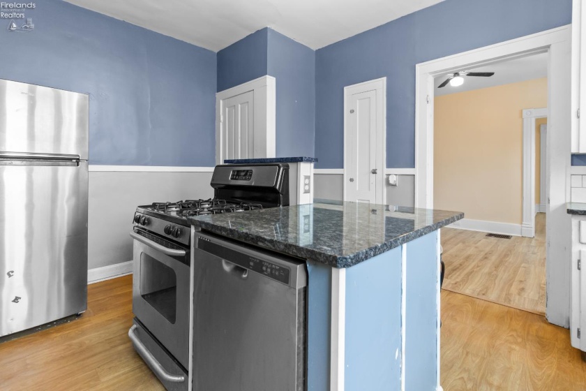 808 Fulton Street, Sandusky, 44870, 3 Bedrooms Bedrooms, ,1 BathroomBathrooms,Residential,For Sale,Fulton,20260408