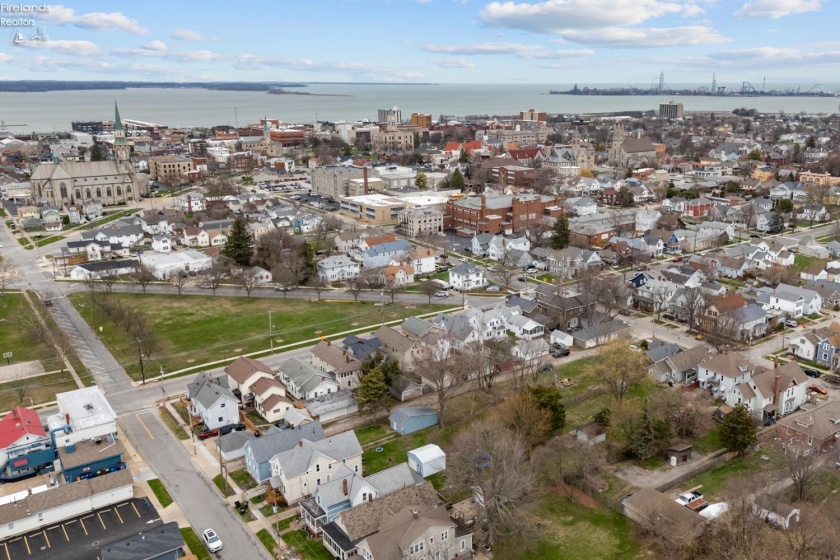 808 Fulton Street, Sandusky, 44870, 3 Bedrooms Bedrooms, ,1 BathroomBathrooms,Residential,For Sale,Fulton,20260408