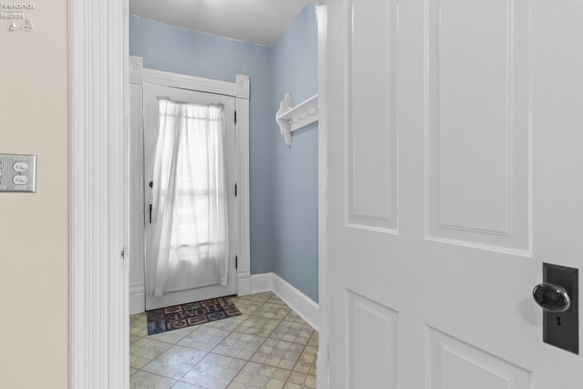 808 Fulton Street, Sandusky, 44870, 3 Bedrooms Bedrooms, ,1 BathroomBathrooms,Residential,For Sale,Fulton,20260408