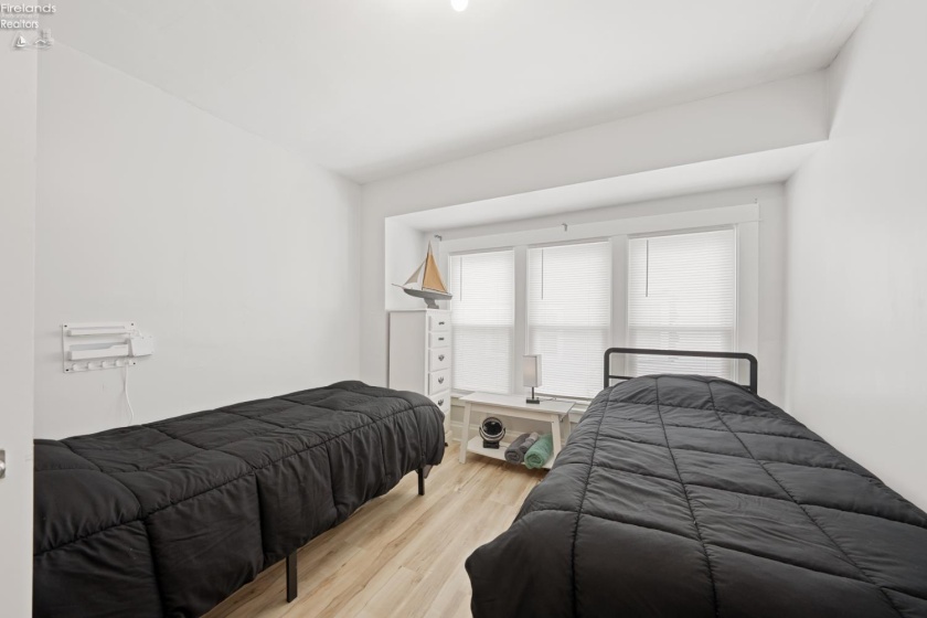 302 2nd Street, Port Clinton, 43452, 4 Bedrooms Bedrooms, ,2 BathroomsBathrooms,Residential,For Sale,2nd,20260396