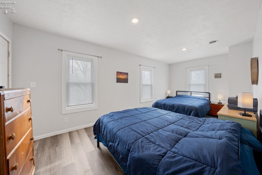 302 2nd Street, Port Clinton, 43452, 4 Bedrooms Bedrooms, ,2 BathroomsBathrooms,Residential,For Sale,2nd,20260396