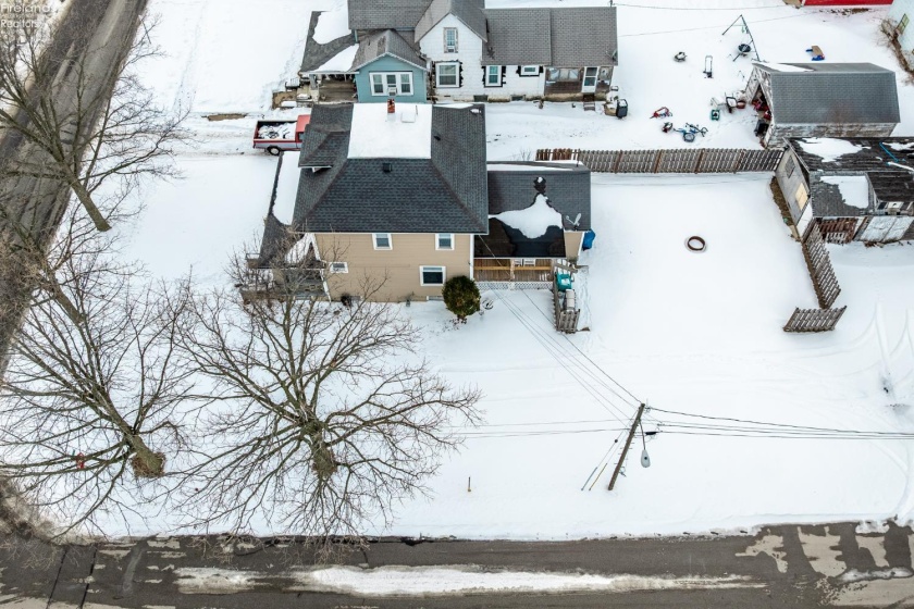 302 2nd Street, Port Clinton, 43452, 4 Bedrooms Bedrooms, ,2 BathroomsBathrooms,Residential,For Sale,2nd,20260396