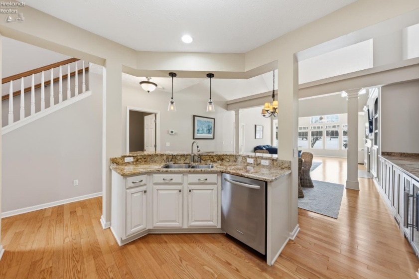 4439 Harbors Edge Drive, Port Clinton, 43452, 4 Bedrooms Bedrooms, ,3 BathroomsBathrooms,Residential,For Sale,Harbors Edge,20260394