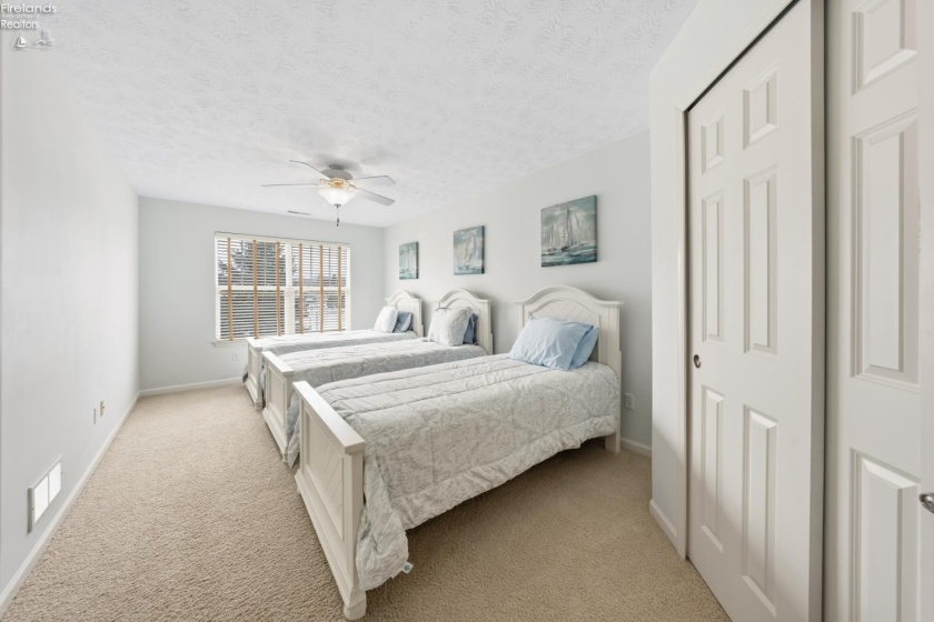 4439 Harbors Edge Drive, Port Clinton, 43452, 4 Bedrooms Bedrooms, ,3 BathroomsBathrooms,Residential,For Sale,Harbors Edge,20260394