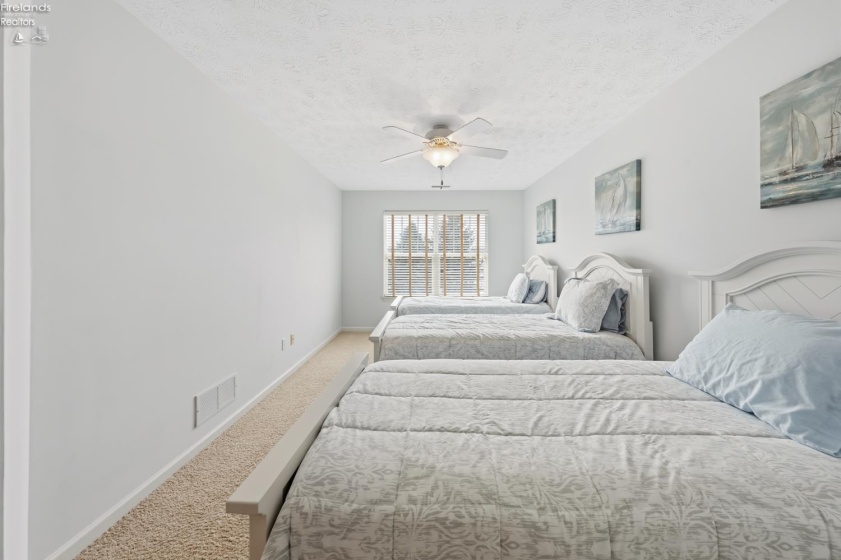 4439 Harbors Edge Drive, Port Clinton, 43452, 4 Bedrooms Bedrooms, ,3 BathroomsBathrooms,Residential,For Sale,Harbors Edge,20260394