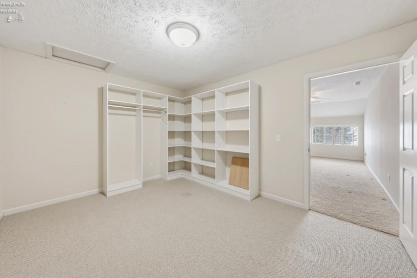 4439 Harbors Edge Drive, Port Clinton, 43452, 4 Bedrooms Bedrooms, ,3 BathroomsBathrooms,Residential,For Sale,Harbors Edge,20260394