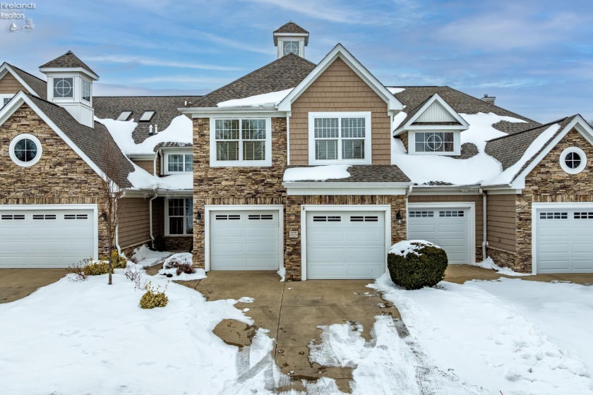 4439 Harbors Edge Drive, Port Clinton, 43452, 4 Bedrooms Bedrooms, ,3 BathroomsBathrooms,Residential,For Sale,Harbors Edge,20260394