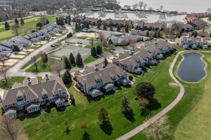 4439 Harbors Edge Drive, Port Clinton, 43452, 4 Bedrooms Bedrooms, ,3 BathroomsBathrooms,Residential,For Sale,Harbors Edge,20260394