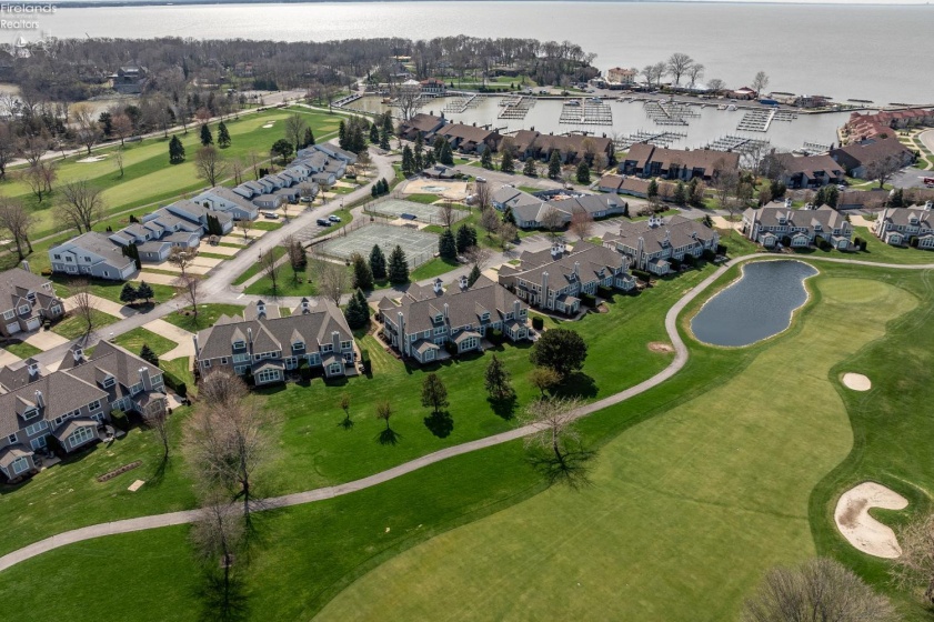 4439 Harbors Edge Drive, Port Clinton, 43452, 4 Bedrooms Bedrooms, ,3 BathroomsBathrooms,Residential,For Sale,Harbors Edge,20260394