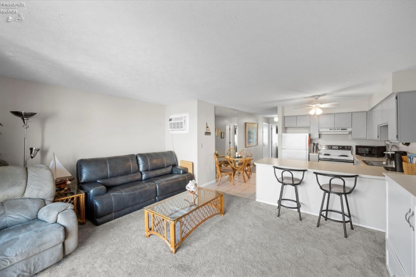 1801 Perry Street, Port Clinton, 43452, 1 Bedroom Bedrooms, ,1 BathroomBathrooms,Residential,For Sale,Perry,20260419